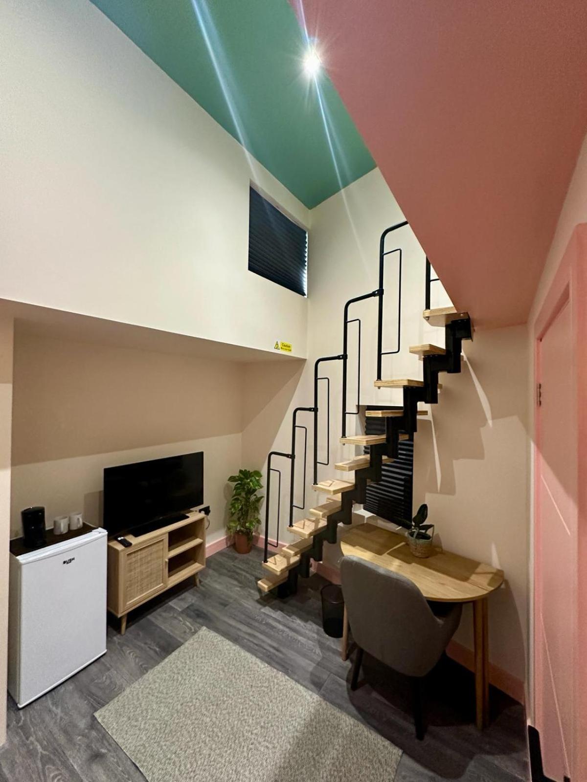 Cozy En-Suite Loft In Trendy Local London Luaran gambar