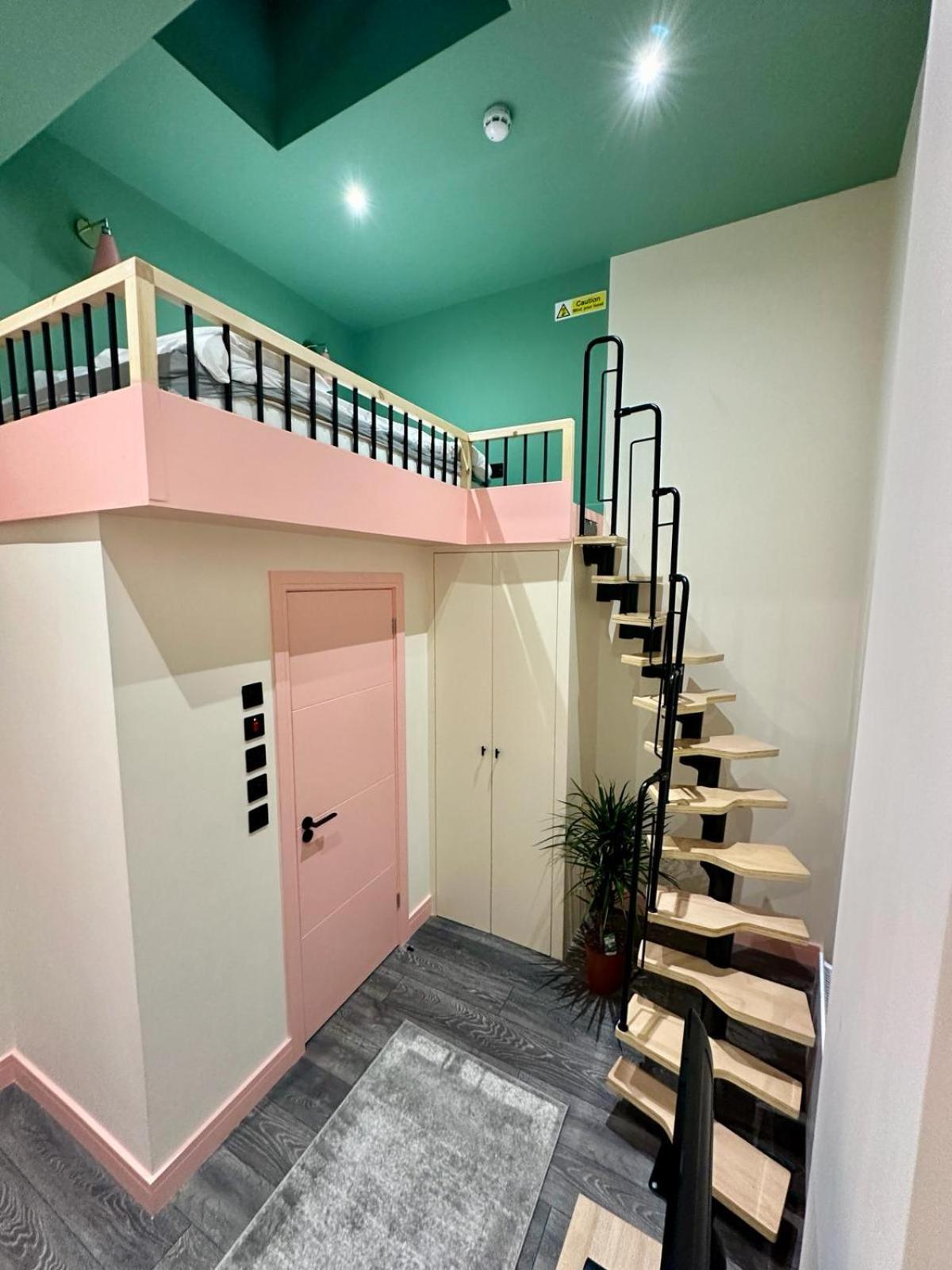 Cozy En-Suite Loft In Trendy Local London Luaran gambar