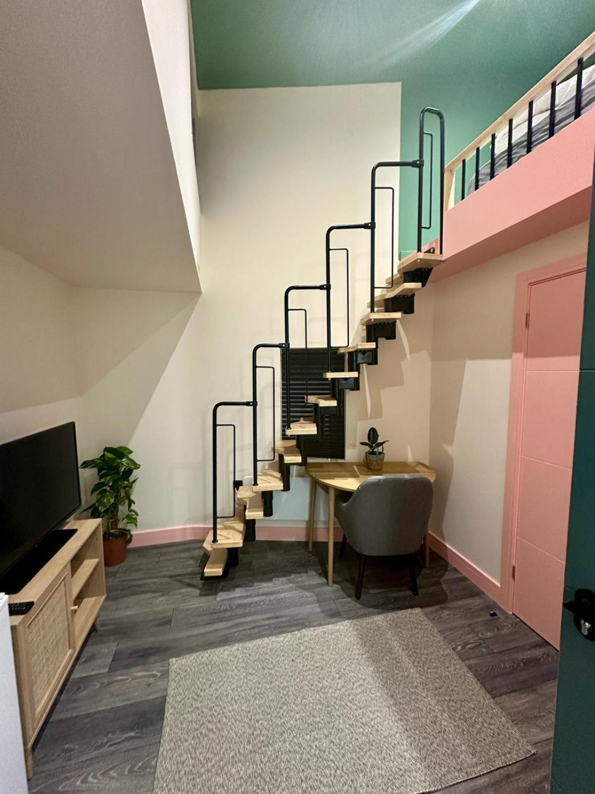 Cozy En-Suite Loft In Trendy Local London Luaran gambar