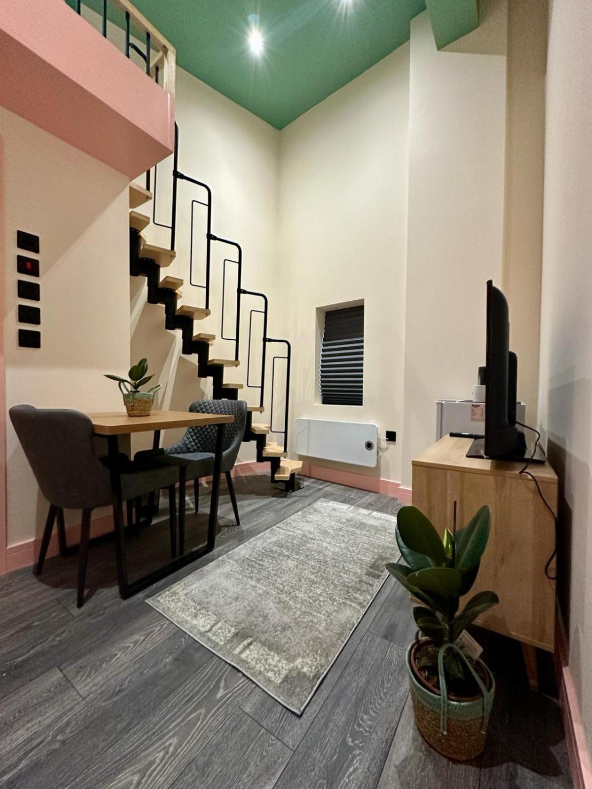 Cozy En-Suite Loft In Trendy Local London Luaran gambar