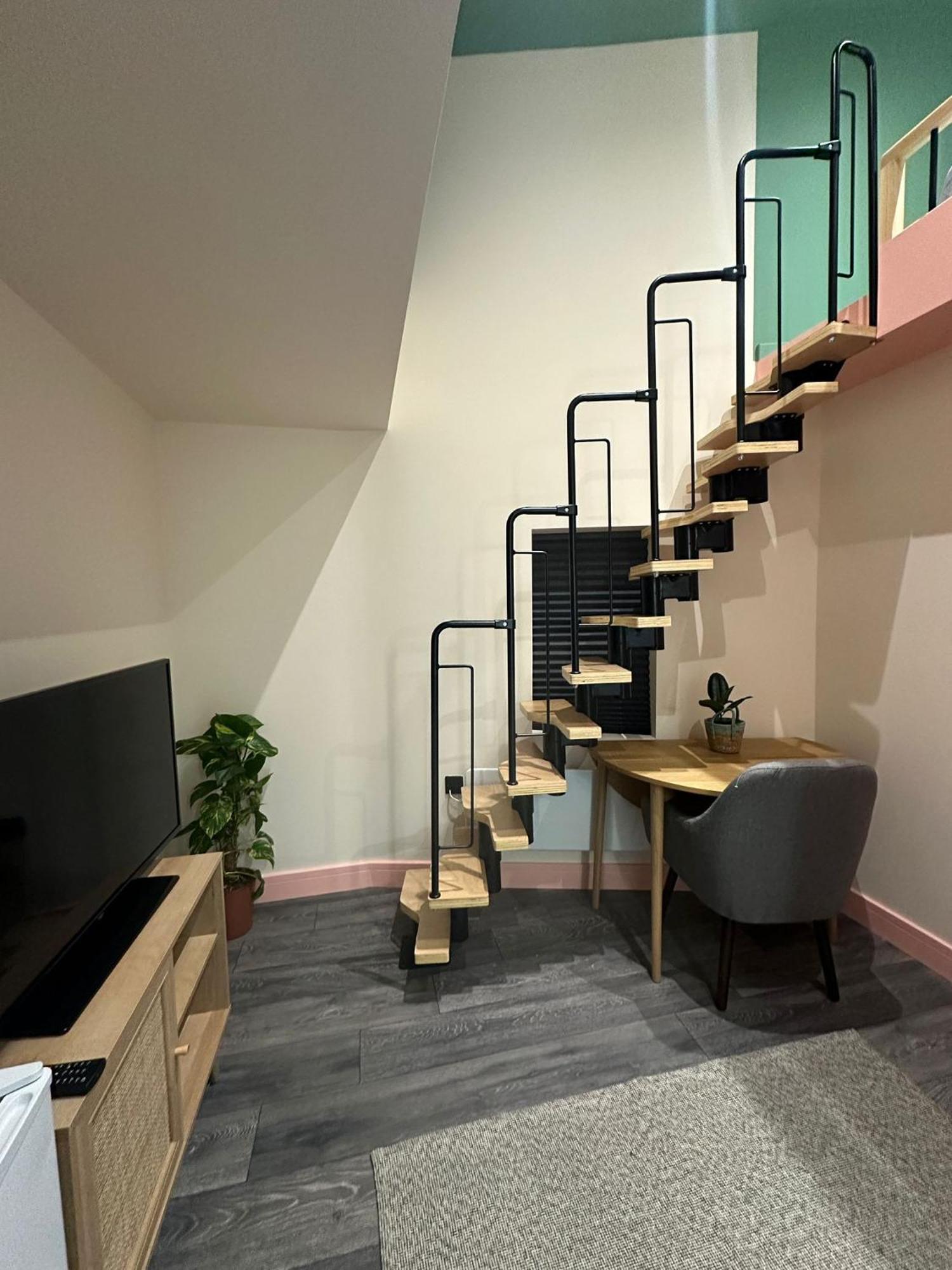 Cozy En-Suite Loft In Trendy Local London Luaran gambar