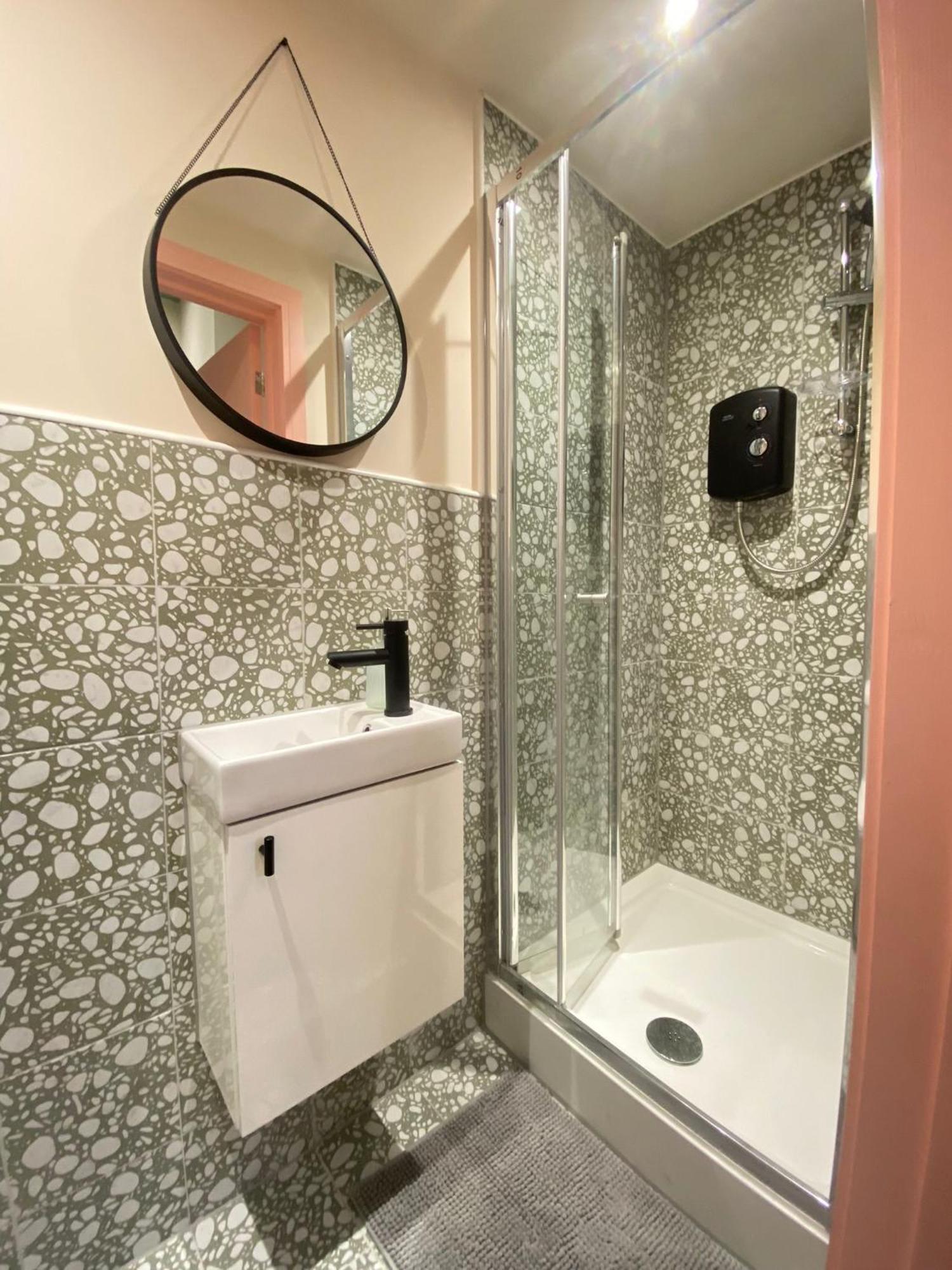 Cozy En-Suite Loft In Trendy Local London Luaran gambar
